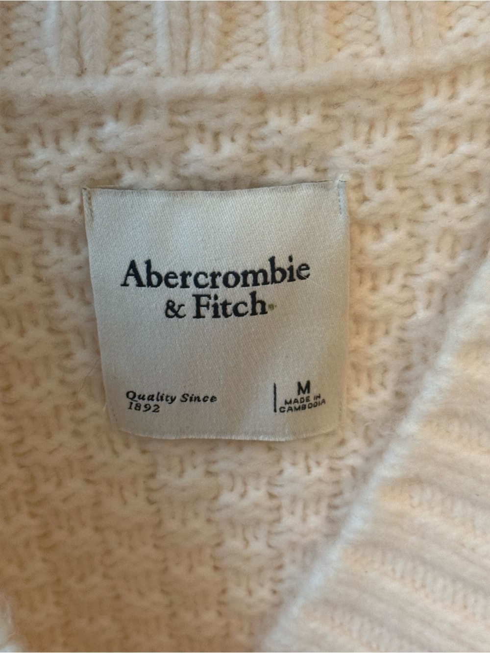 Abercrombie & Fitch Cable Knit Button Up Cardigan in Cream - Picture 4 of 4